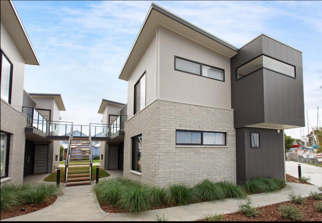 Captains Cove Ground Floor Luxury Apartments Paynesville Exterior photo