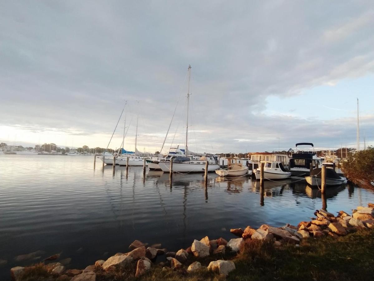 Captains Cove Ground Floor Luxury Apartments Paynesville Exterior photo